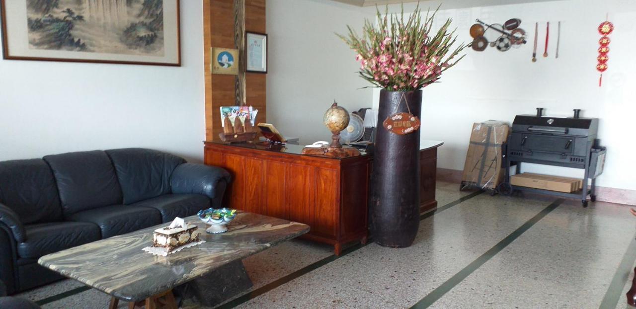Jia Yuan Homestay Hengchun Exterior photo