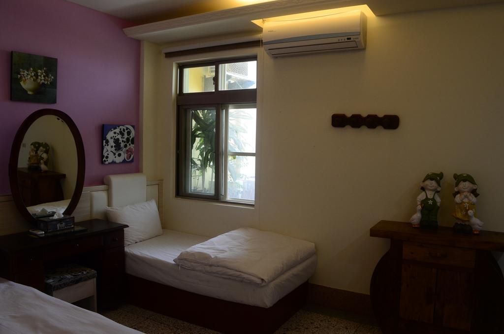 Jia Yuan Homestay Hengchun Exterior photo