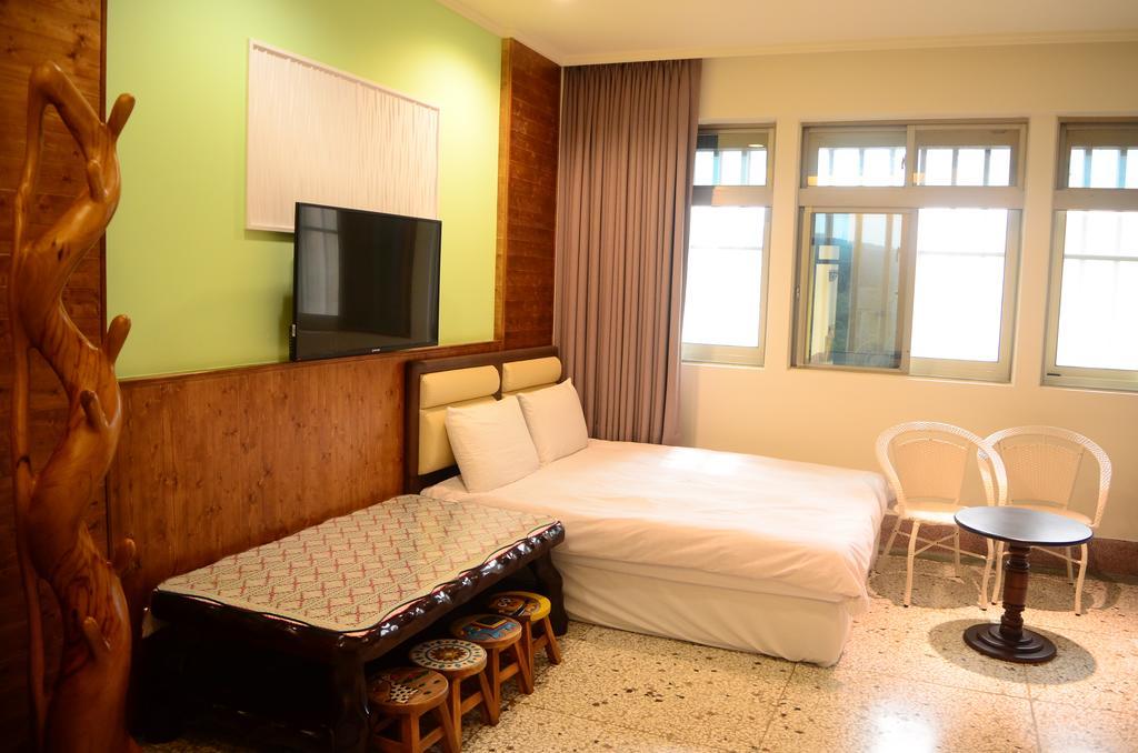 Jia Yuan Homestay Hengchun Exterior photo