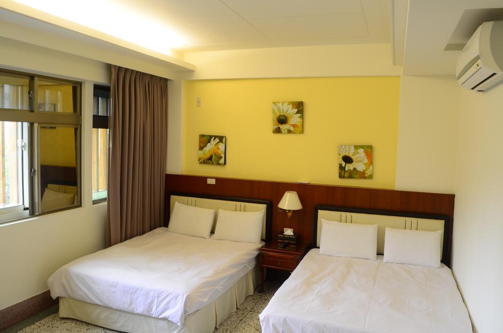 Jia Yuan Homestay Hengchun Exterior photo