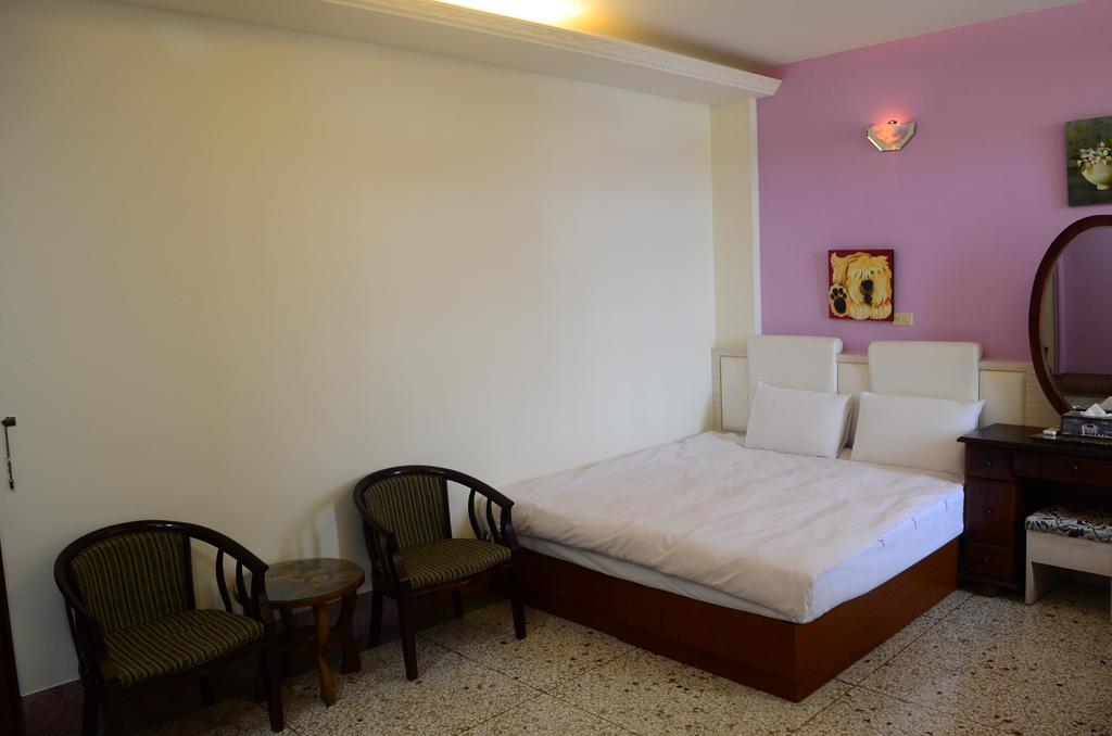 Jia Yuan Homestay Hengchun Exterior photo
