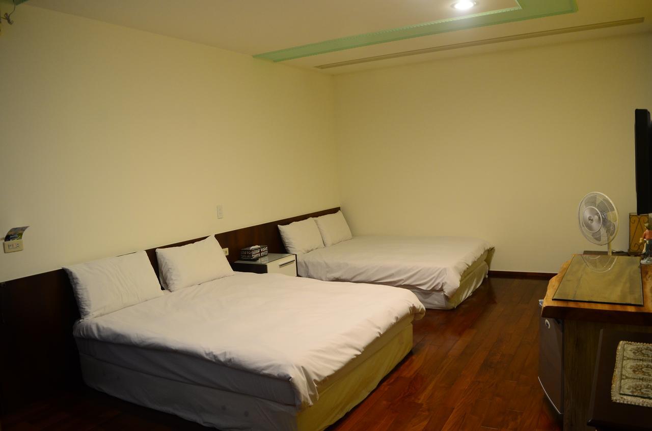 Jia Yuan Homestay Hengchun Exterior photo